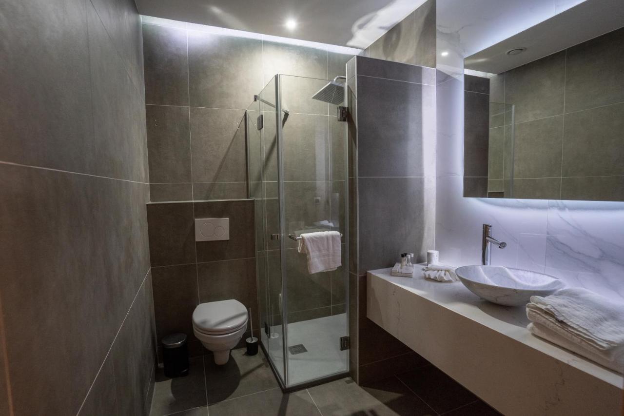 Hotel Concorde Saint-Gilles Bagian luar foto